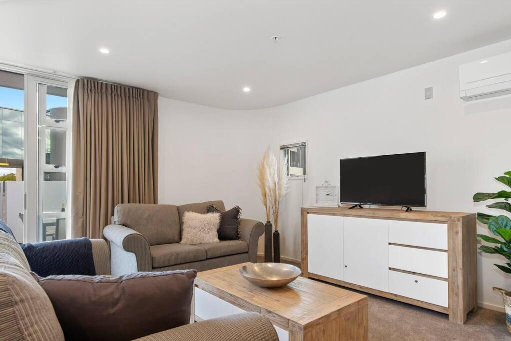 Waimahana - Luxury By The Lake Lago Lago Taupo Exterior foto